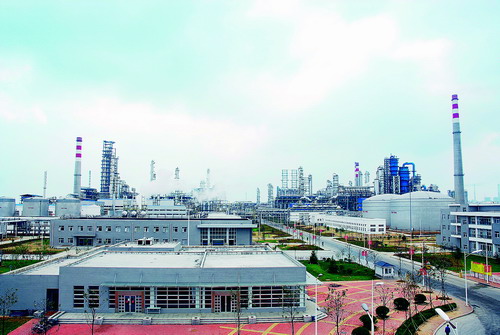 中国石化青岛千万吨大炼油项目正式建成投产-