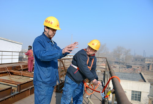 锦西石化狠抓承包商监督管理织安全网--中国石