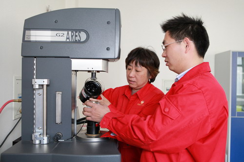 http://center.cnpc.com.cn/pic/0/00/06/64/66495_998755.jpg