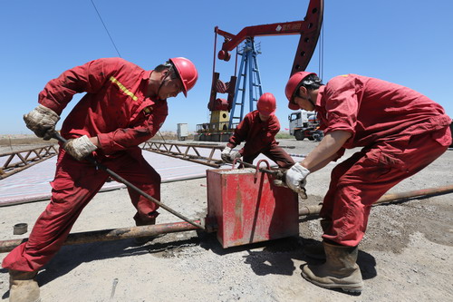 冀东油田井下作业公司高温作业提速不减