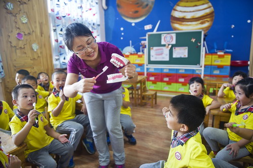 锦州石化矿区红星幼儿园开展护齿活动--中国石