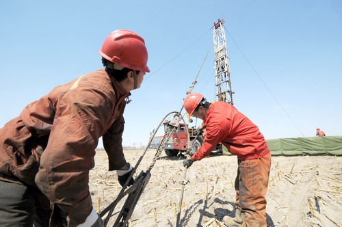 吉林油田乾安采油厂应用移动式环保作业平台-