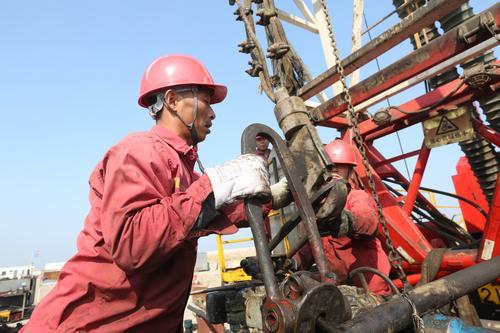 冀东油田井下作业公司:保油上产 从新开始--中