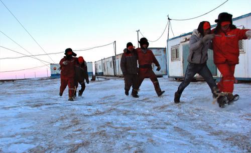 长城钻探蒙古国项目开展青年志愿者活动--中国