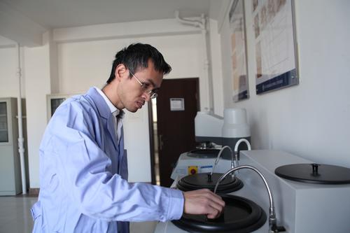http://center.cnpc.com.cn/pic/0/00/08/92/89270_073884.jpg