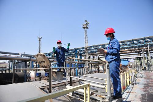 http://center.cnpc.com.cn/pic/0/00/10/50/105082_424243.jpg